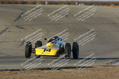 media/Nov-16-2024-CalClub SCCA (Sat) [[641f3b2761]]/Group 5/Race (Outside Grapevine)/